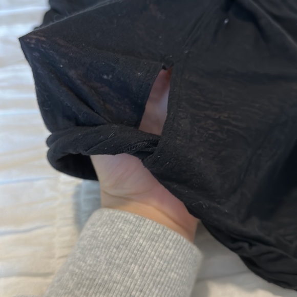 Lululemon Black Cotton Tee - Picture 4 of 4